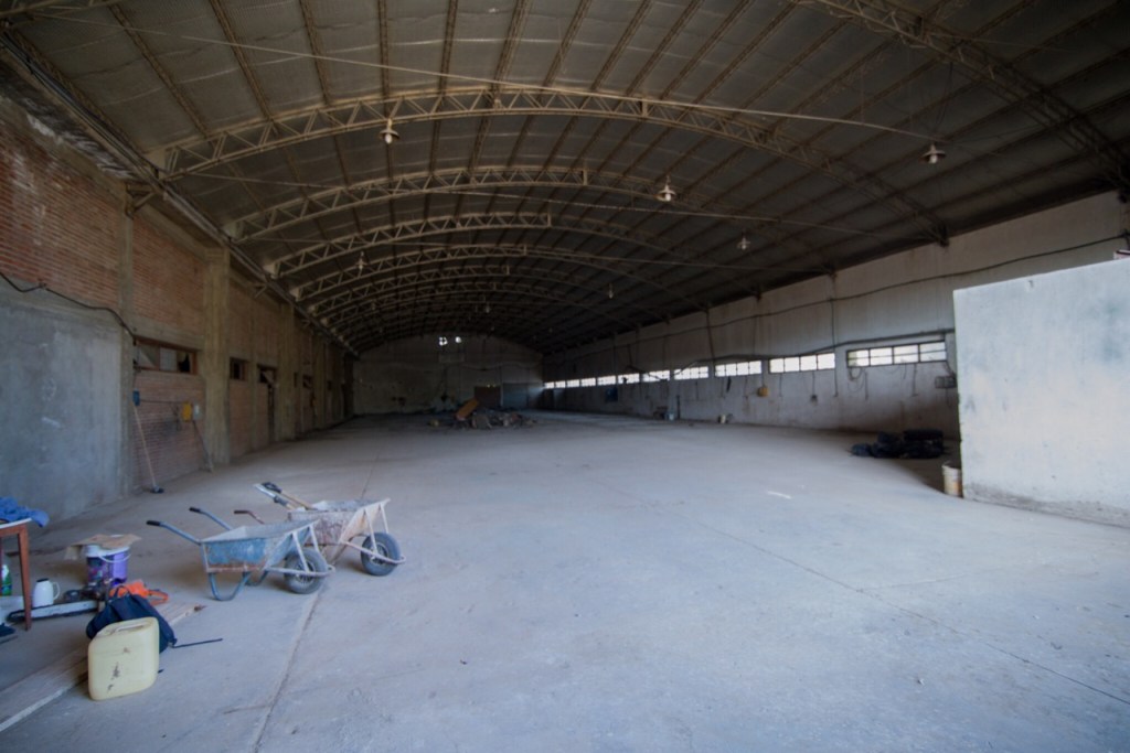 Crisis industrial, industria electrónica, producción en Argentina, empleo en el sector electrónico, exportaciones electrónicas, CADIEEL, caída en la producción, empresas electrónicas, inversión en tecnología, capacidad instalada, mercado internacional, costos de producción, sector luminotécnico, disminución de empleo, expectativas económicas