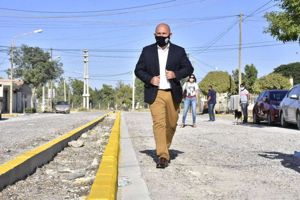 #MADRYN | Sastre inauguró bulevares y cordones&nbsp;cuneta