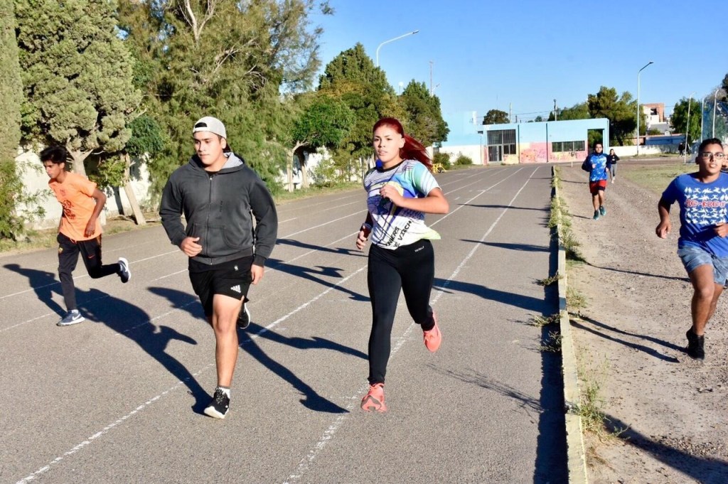 #TRELEW | La Escuela Municipal de Atletismo otra vez en&nbsp;carrera