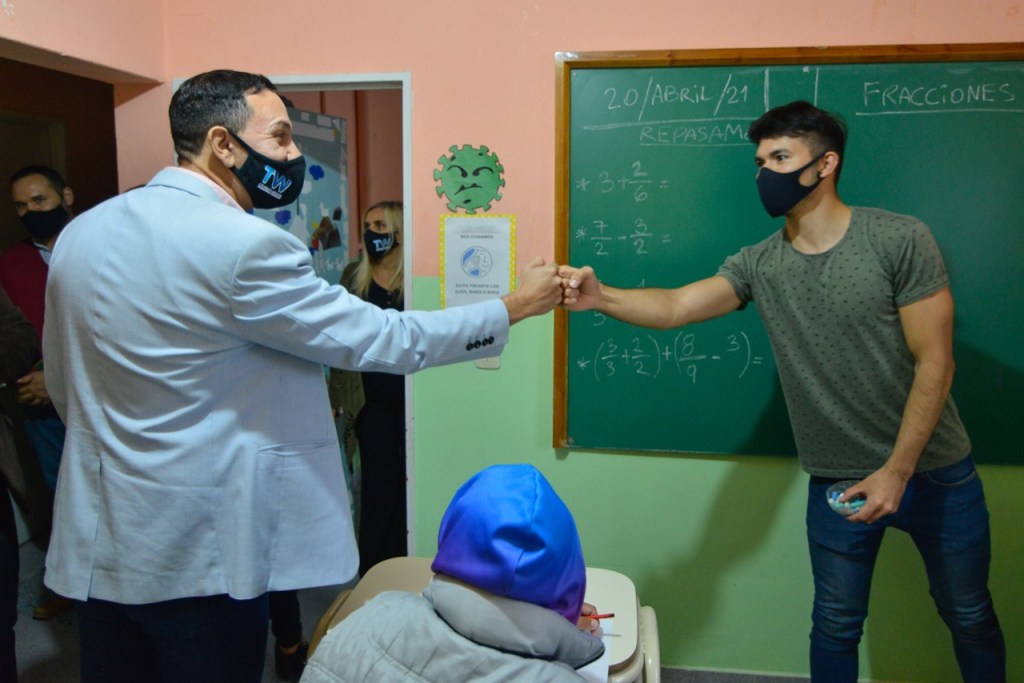 #trelew | El programa municipal de fortalecimiento educativo ya alcanzó a 400 niños y&nbsp;jóvenes