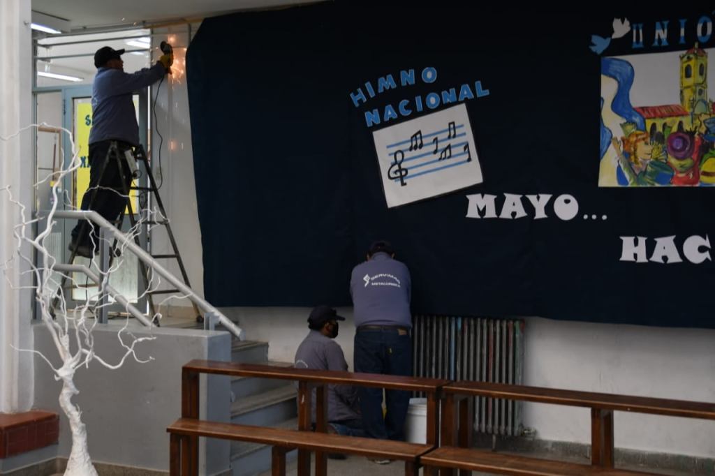 #CHUBUT | Comenzaron a reparar la cañería de gas de la Escuela N° 53 de&nbsp;Trelew