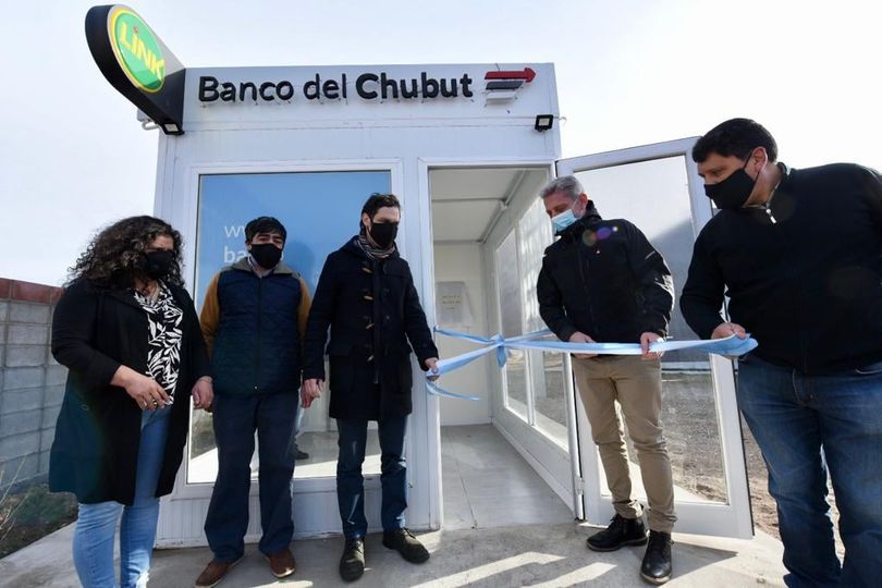 #CHUBUT | Se inauguró un cajero automático del Banco del Chubut en Aldea&nbsp;Apeleg