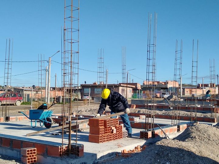 CHUBUT | Comenzó la construcción de 43 dúplex y dos viviendas adaptadas en Puerto&nbsp;Madryn