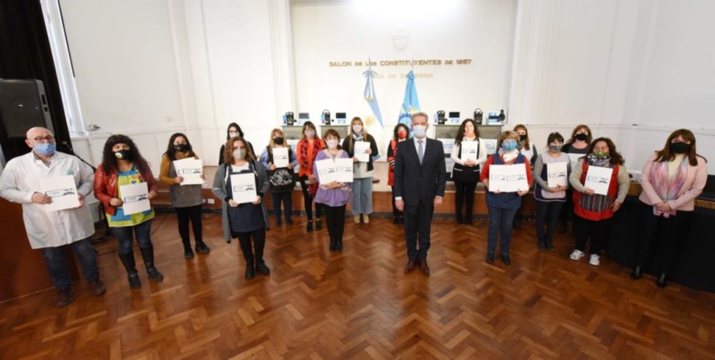 CHUBUT | Entregaron equipos tecnológicos a 18 Escuelas de Nivel Inicial de Rawson, Trelew y&nbsp;Gaiman