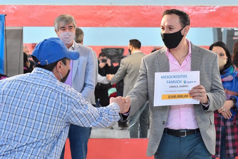 TRELEW | Se realizó la octava entrega anual de microcréditos y&nbsp;mesocréditos