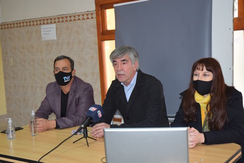 #trelew | SE entregARON mesocréditos en la comarca andina a productores afectados por el&nbsp;incendio