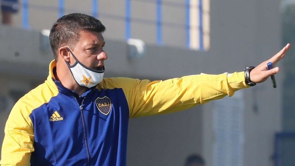 #DEPORTES | BATTAGLIA DIRIGIÓ SU PRIMERA PRÁCTICA EN BOCA TRAS LA SALIDA ANUNCIADA DE MIGUEL&nbsp;RUSSO
