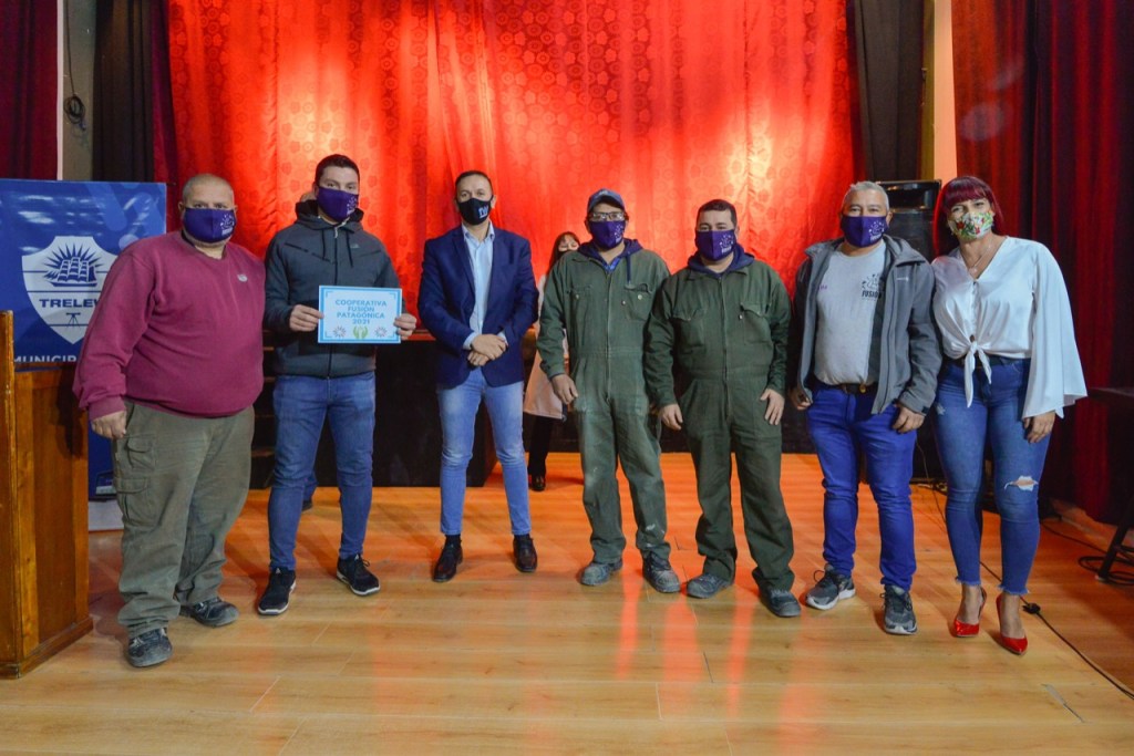 TRELEW | Se realizó una nueva entrega de&nbsp;microcréditos