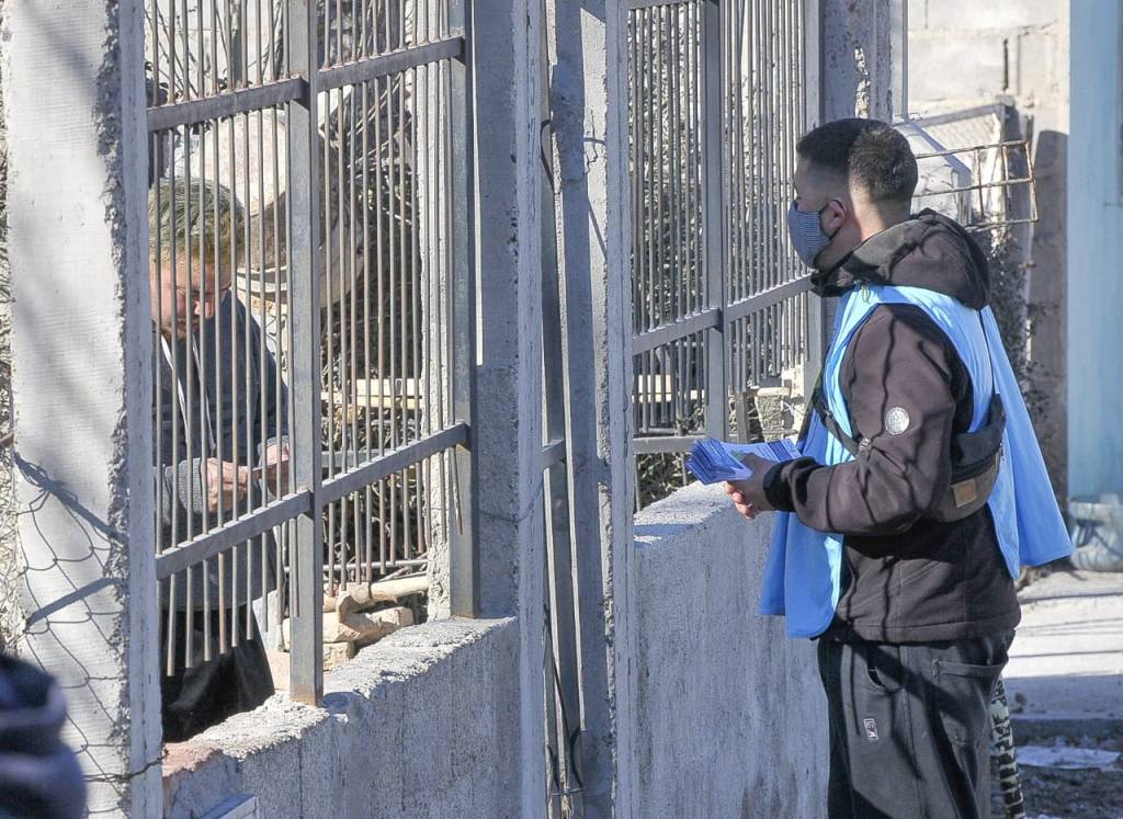 #TRELEW | EL HOGAR JOB COMENZÓ A RECORRER LOS BARRIOS HACIENDO PREVENCIÓN DE&nbsp;ADICCIONES