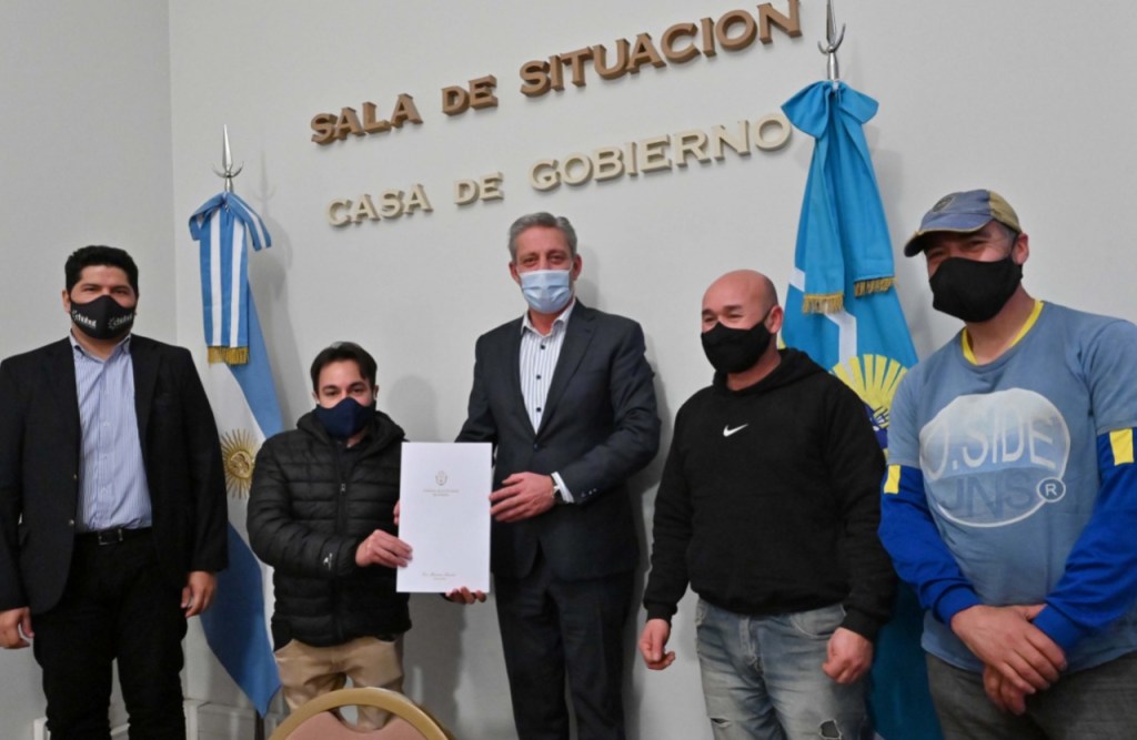 CHUBUT | Se entregó un Aporte No Reintegrable a la Cooperativa Púrpura Limitada de Puerto&nbsp;Madryn