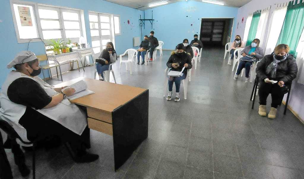 #TRELEW | VOLVIÓ EL TALLER DE PANADERIA AL BARRIO&nbsp;MENFA