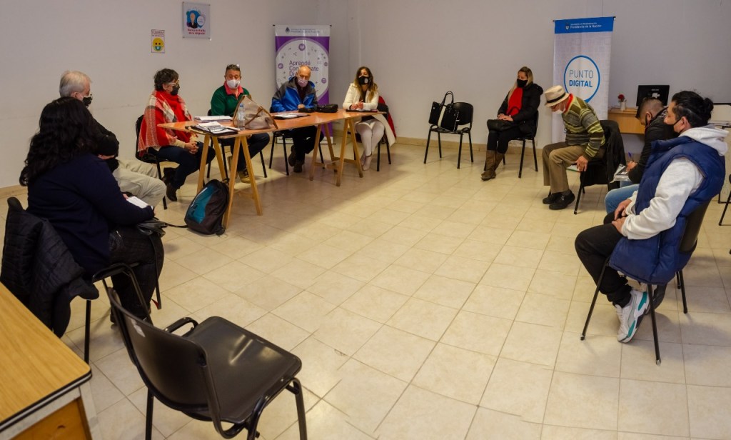 #RAWSON | CAPACITARÁN A ALUMNOS DE LA ESCUELA MUNICIPAL EN PROCESAMIENTO DE LA MATERIA&nbsp;PRIMA