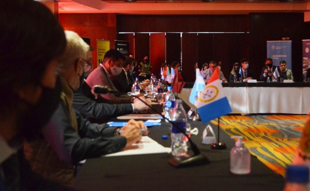 #CONCIENCIA | 23 PROVINCIAS FIRMARON EN CHUBUT POR LA LEY DE ALCOHOL CERO AL&nbsp;CONDUCIR