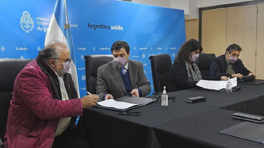 #PAÍS | EL GOBIERNO Y LOS GREMIOS ESTATALES DEFINEN HOY LA REVISIÓN DE LA&nbsp;PARITARIA