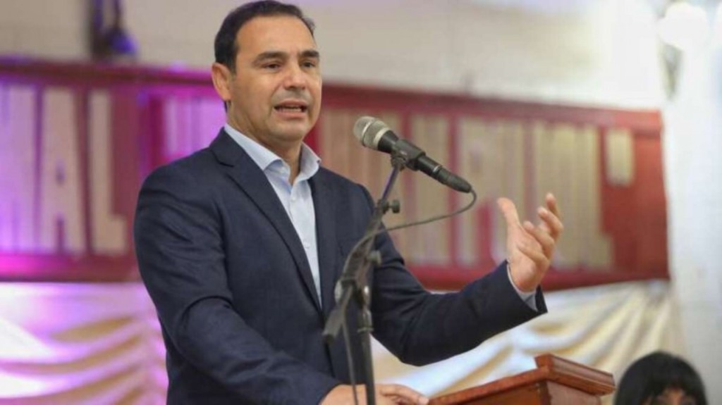 #PAÍS | CON CASI EL 77% DE LOS VOTOS EL GOBERNADOR RADICAL DE CORRIENTES LOGRA LA&nbsp;REELECCIÓN