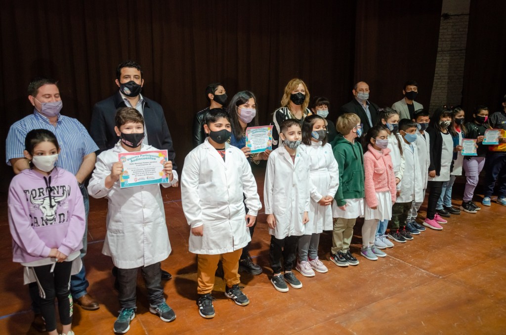 #RAWSON | ENTREGAN PREMIOS DEL CONCURSO ANIVERSARIO «AUDIO&nbsp;CUENTOS»