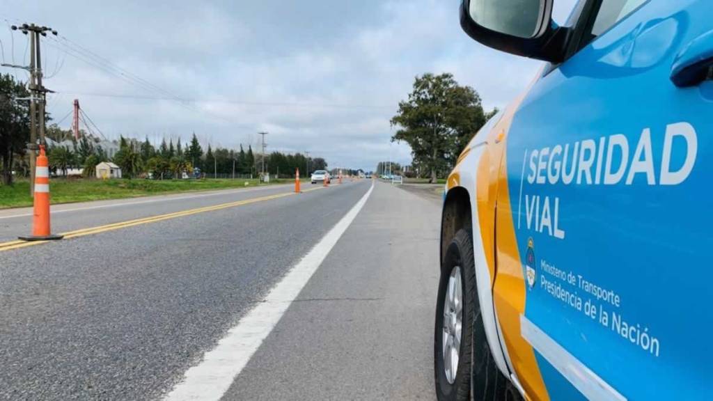 #PAÍS | QUIEREN SACARLE LA LICENCIA POR GRABARSE CON EL CELUCAR AL&nbsp;CONDUCIR