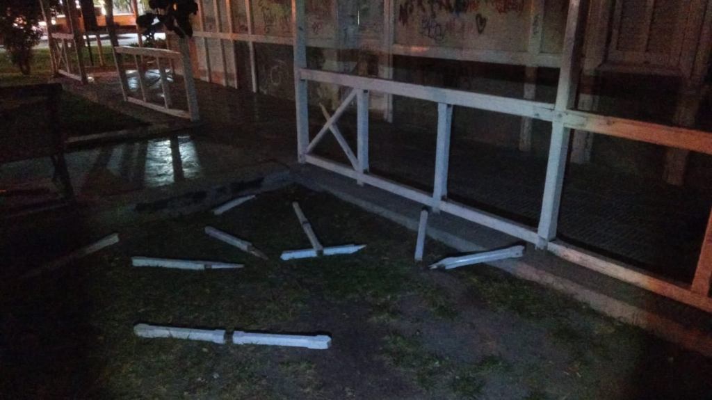 #BRONCA | NUEVAMENTE DESTROZOS EN EL CENTRO DE&nbsp;TRELEW