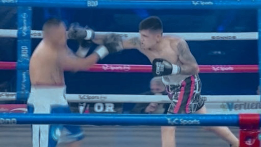 #BOXEO | EL TUCUMANO RUIZ NOQUEÓ A JURADO Y GANÓ TÍTULO LATINO SUPERGALLO&nbsp;CMB