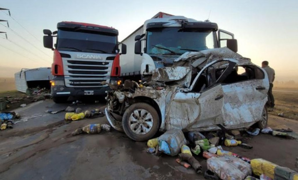 #CÓRDOBA | 5 HERIDOS EN TREMENDO ACCIDENTE EN CADENA POR UNA TORMENTA DE VIENTO Y&nbsp;TIERRA