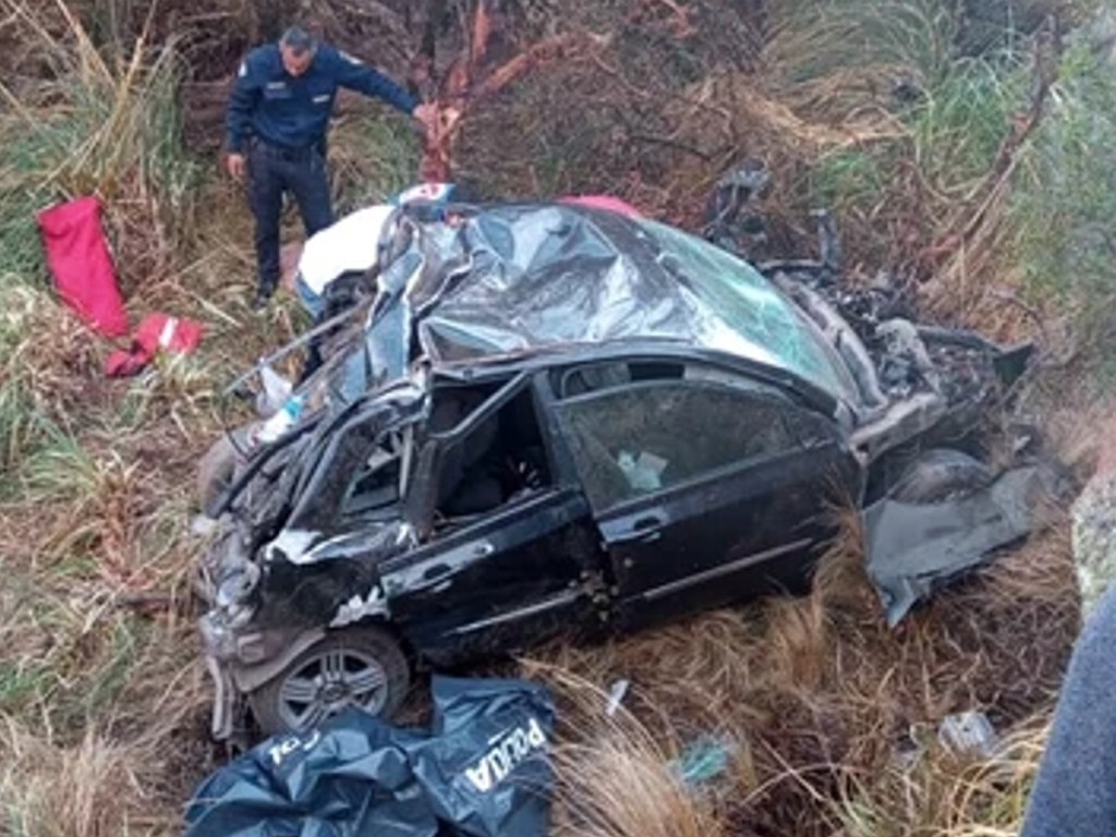 #TRAGEDIA | DOS ADOLESCENTES MURIERON AL DESBARRANCAR UN&nbsp;AUTO