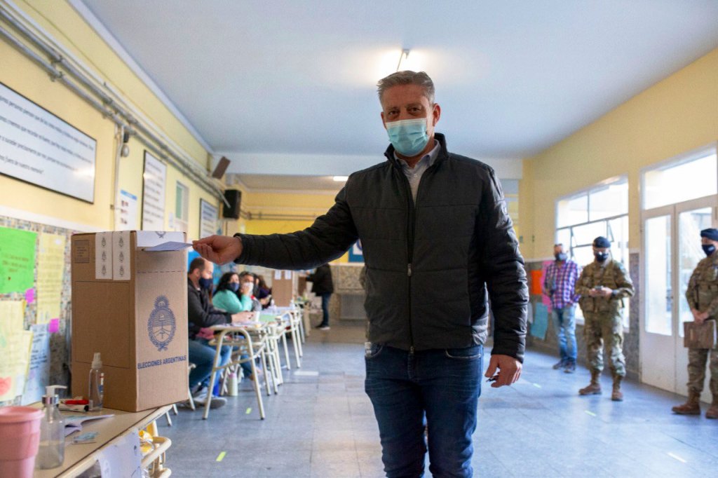 #ELECCIONES | VOTÓ EL GOBERNADOR Y ASEGURÓ QUE SE ESTAN RESPETANDO LAS MEDIDAS&nbsp;SANITARIAS