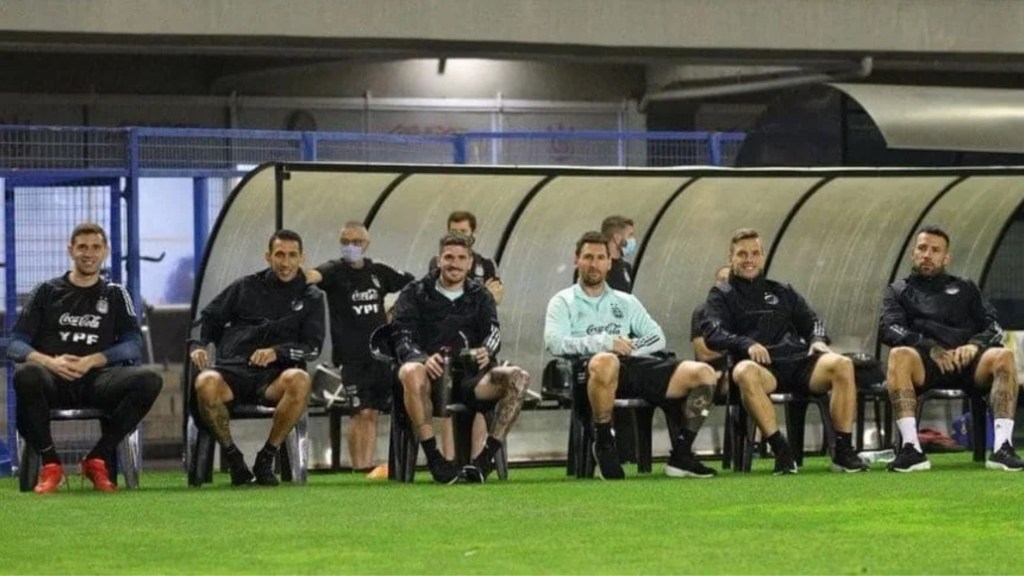 #SELECCIÓN | INVESTIGAN A CUATRO JUGADORES ARGENTINOS POR VIOLAR PROTOCOLO&nbsp;COVID