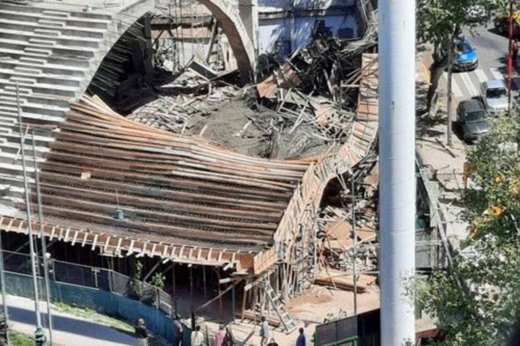 #PAÍS | UN HERIDO TRAS DERRUMBARSE UNA TRIBUNA EN&nbsp;FERRO