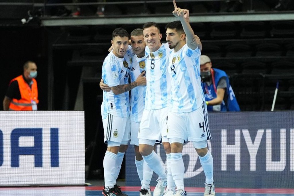 #FUTSAL | HISTÓRICO: ARGENTINA LE GANÓ A BRASIL, ES FINALISTA Y BUSCARÁ EL&nbsp;BICAMPEONATO