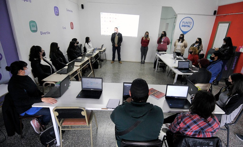 #DATO | GRAN CONVOCATORIA EN CURSOS INFORMATICOS EN&nbsp;TRELEW