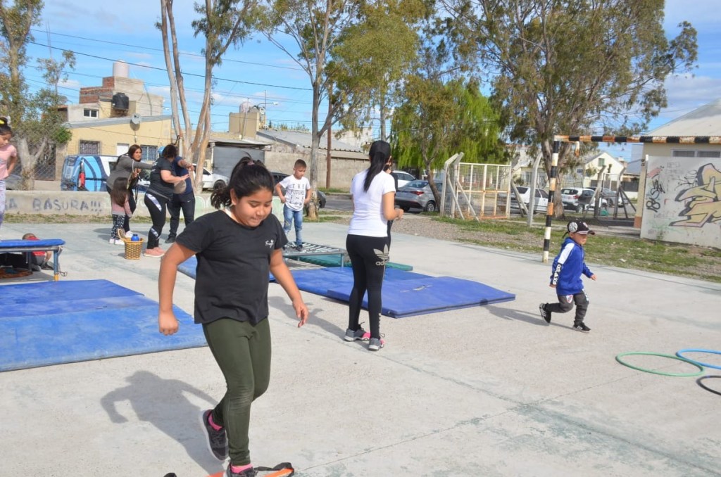 #DATO | SALUD, EDUCACIÓN Y DEPORTES PARA NIÑOS EN LOS&nbsp;BARRIOS