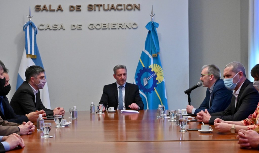 #CHUBUT | SE FIRMÓ LA OBRA DE AMPLIACIÓN DEL HOSPITAL RURAL DE LAGO&nbsp;PUELO