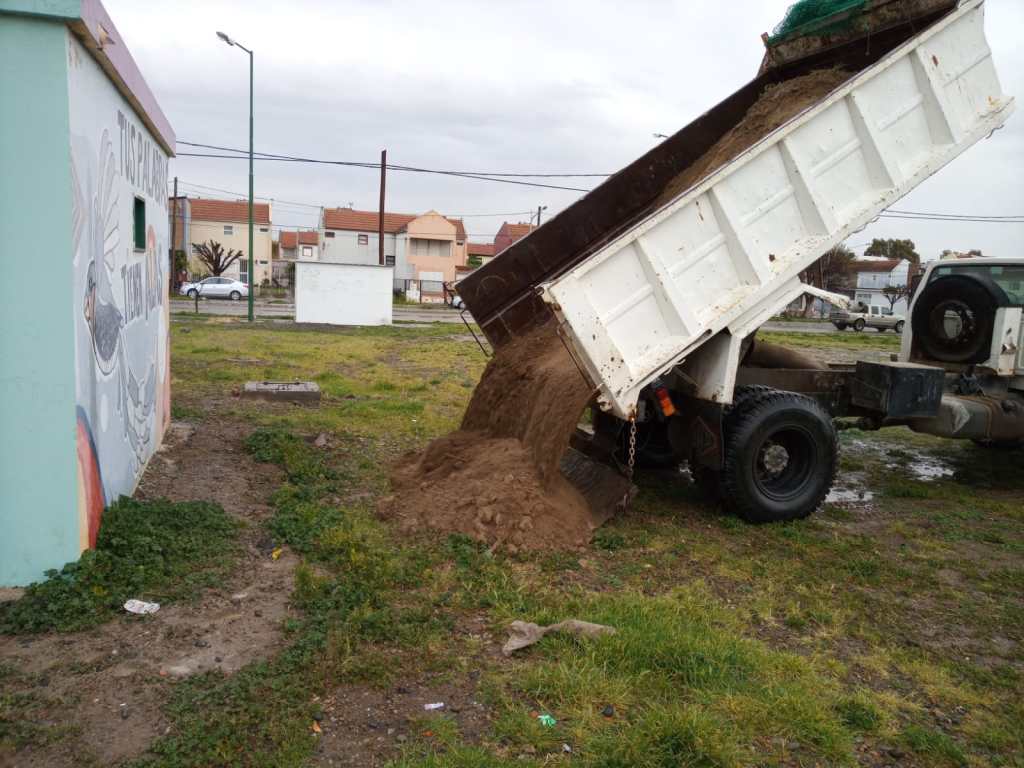 #RAWSON | COLOCAN PLANTINES EN PUNTOS DESTACADOS DE LA&nbsp;CAPITAL