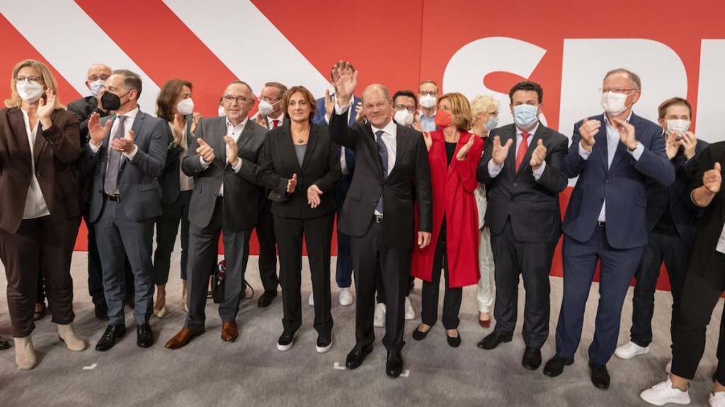 #ALEMANIA | LOS DOS PARTIDOS MAS VOTADOS BUSCAN CONFORMAR EL GOBIERNO PARA REEMPLAZAR A&nbsp;MERKEL