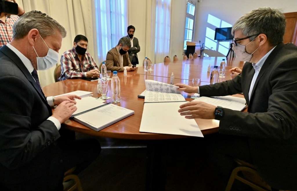 #CHUBUT | INSTALAR ENERGÍA POR INTERCONECTADOS EN LA MESETA ES UNA OBRA DE MAS DE 50 MILLONES DE&nbsp;DÓLARES