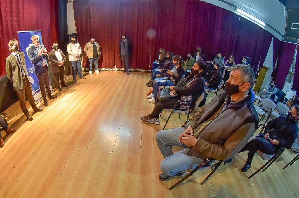 #TRELEW | MÁS COMERCIOS SE ADHIEREN A LA TARJETA DE DESCUENTOS PARA&nbsp;EMPRENDEDORES