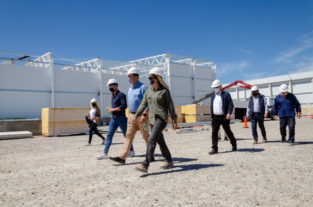 #RAWSON | EL INTENDENTE RECORRIÓ LA CONSTRUCCIÓN DE LA PLANTA PESQUERA FOOD&nbsp;PARTNERS