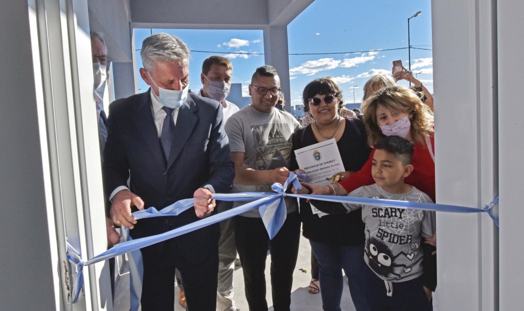 #RAWSON | EMOTIVA ENTREGA DE 64&nbsp;VIVIENDAS