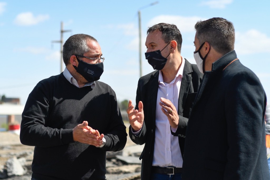 #TRELEW | EL INTENDENTE SUPERVISÓ EL AVANCE DE LA DOBLE VÍA SOBRE LA AVENIDA EVA&nbsp;PERÓN