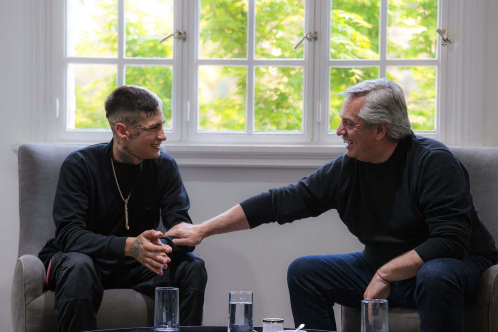 #POLÍTICA | ALBERTO FERNÁNDEZ RECIBIÓ A L-GANTE EN&nbsp;OLIVOS