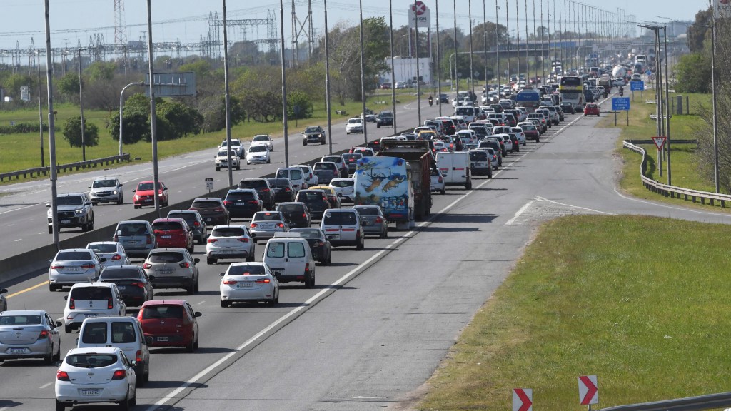 #PAÍS | ESTE FIN DE SEMANA EXTRA LARGO 1,6 MILLONES DE TURISTAS GASTARON CASI 18 MIL MILLONES DE&nbsp;PESOS