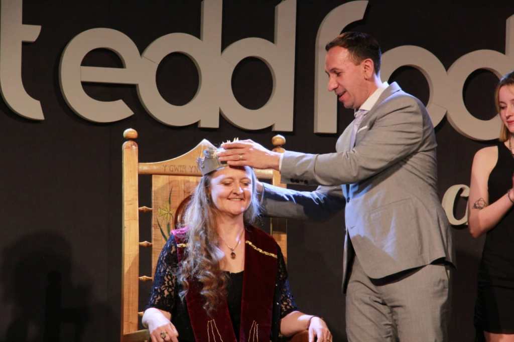 #TRELEW | EL INTENDENTE ENTREGÓ LA CORONA DEL POETA EN EL EISTEDDFOD DEL&nbsp;CHUBUT