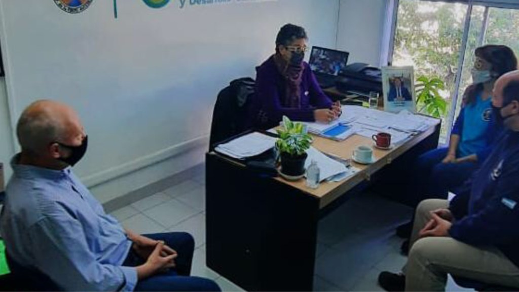 #RAWSON | MUNICIPIO, ESCUELA AGROTÉCNICA Y FLOTA AMARILLA PROYECTAN PLAN DE&nbsp;FORESTACIÓN