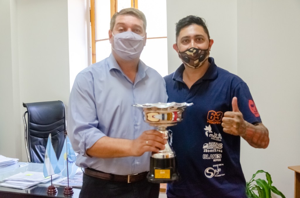 #RAWSON | EL INTENDENTE SE REUNIÓ CON EL CAMPEÓN NACIONAL DE MOTO&nbsp;VELOCIDAD