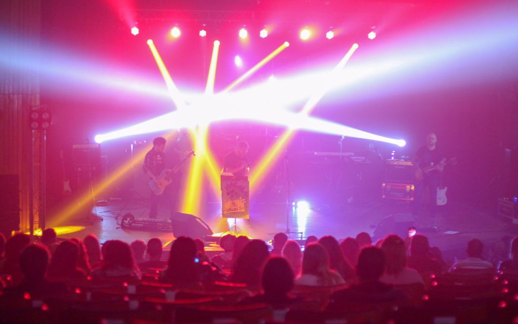 #RAWSON | EL ROCK DE ORUGAS LLEGÓ AL ESCENARIO DEL CENTRO&nbsp;CULTURAL