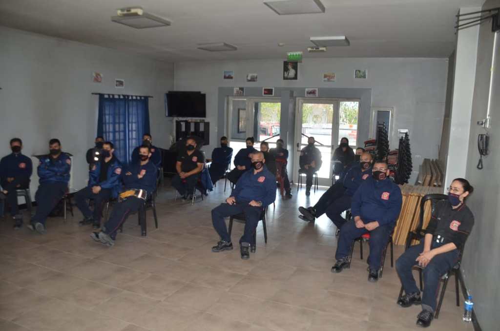 #TRELEW | CAPACITAN A BOMBEROS SOBRE VIOLENCIA DE&nbsp;GÉNERO