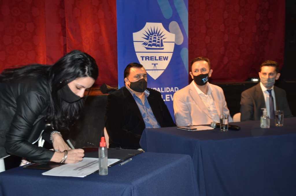 #TRELEW | CERCA DE 200 JÓVENES LOGRARON SU PRIMERA EXPERIENCIA&nbsp;LABORAL