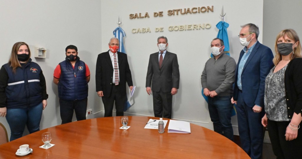 #CHUBUT | GOBIERNO ENTREGÓ APORTE A BOMBEROS DE&nbsp;DOLAVON