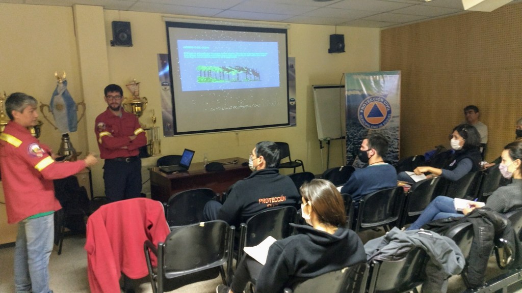 #ESQUEL | BRINDARON CAPACITACIÓN SOBRE ORGANIZACIÓN Y LOGISTICA PARA ENFRENTAR INCENDIOS&nbsp;FORESTALES