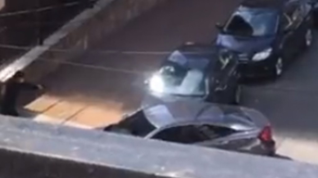 #POLICIALES | ENLOQUECIÓ Y BALEÓ UN AUTO PORQUE LE TAPÓ LA ENTRADA DEL&nbsp;GARAGE